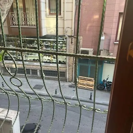 2-bedroom In Sisli 01 Apartment *